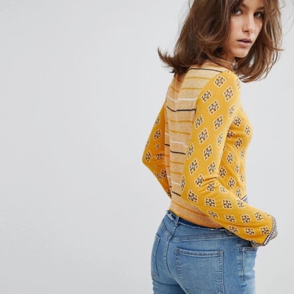 Free People New Age crew neck sweater top - Picture 2 of 9